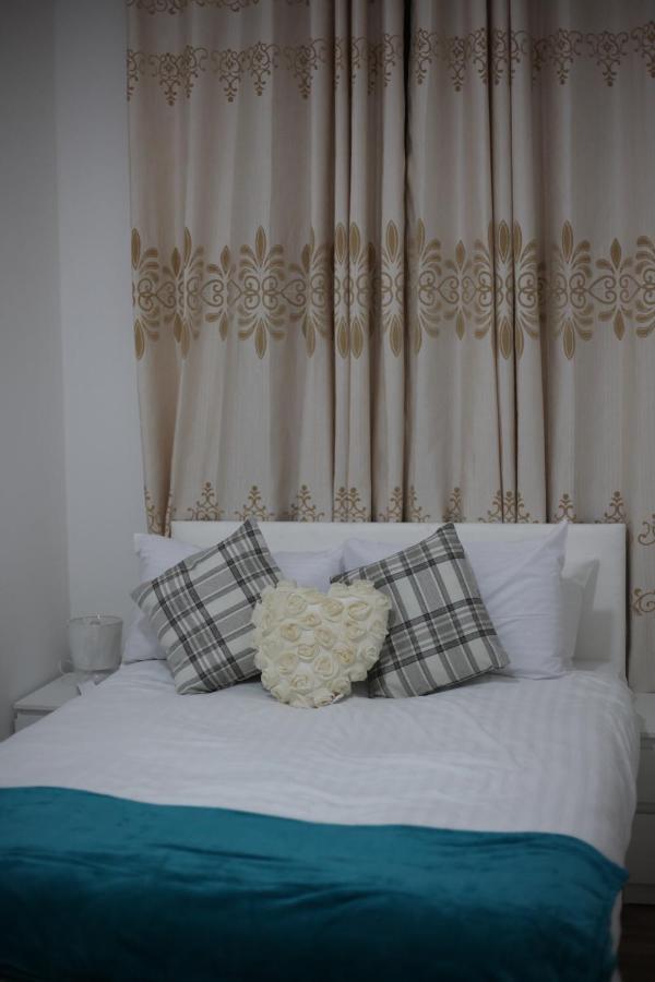 Oyo New City Lodge London Kültér fotó