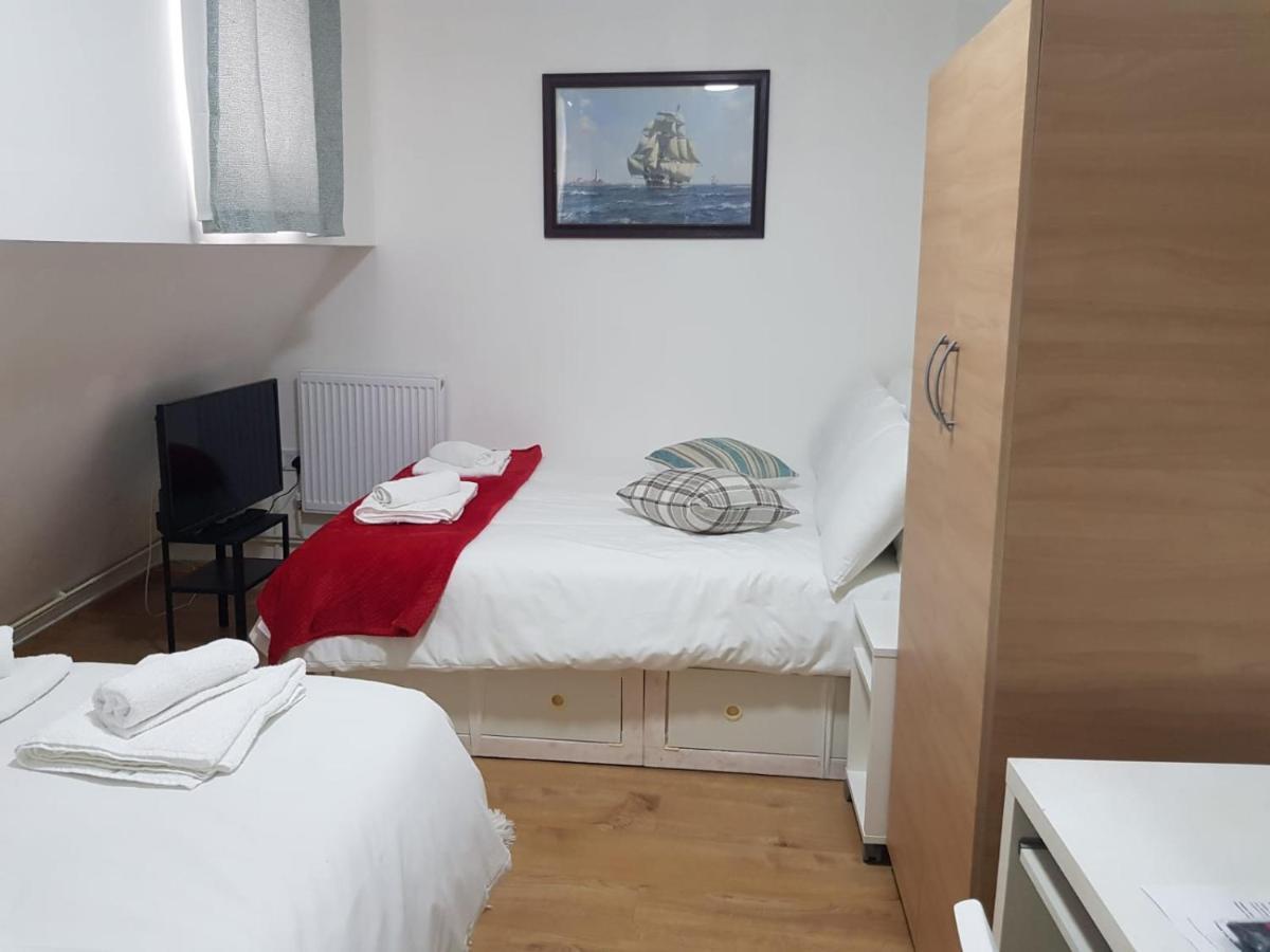 Oyo New City Lodge London Kültér fotó