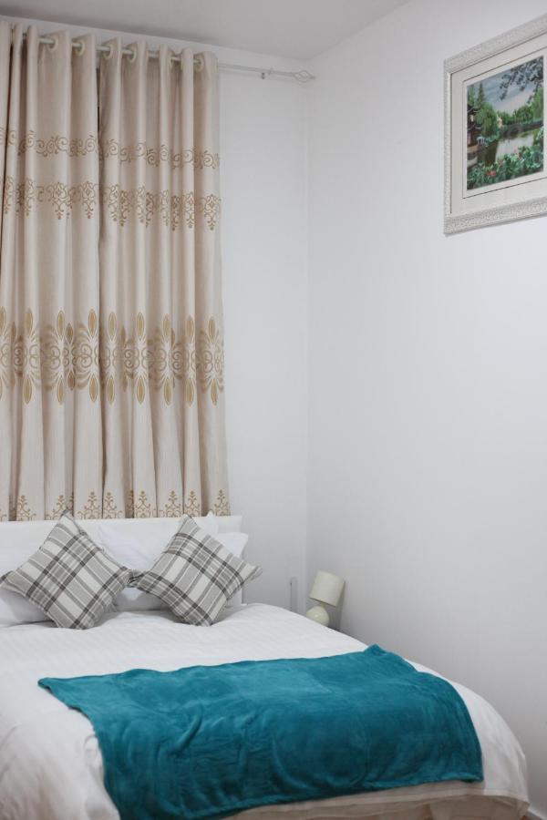 Oyo New City Lodge London Kültér fotó